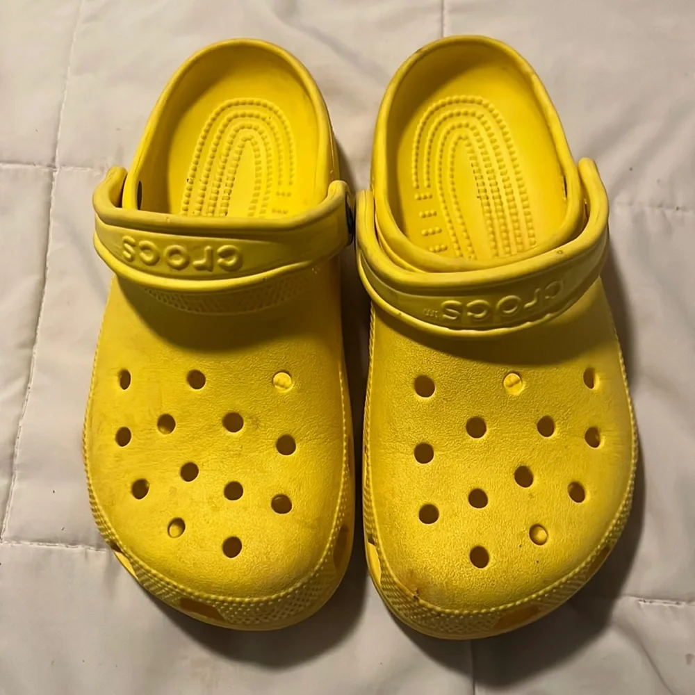Yellow Crocs - Picture 1 of 3